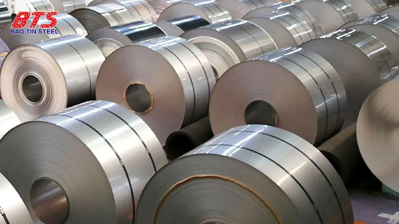 Tôn kẽm cuộn có trong nhiều ứng dụng 