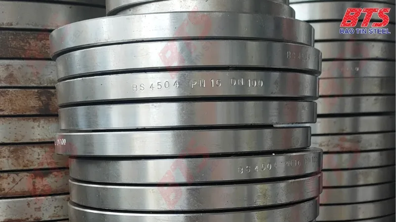 Mặt bích tiêu chuẩn BS 4504 PN16 DN100