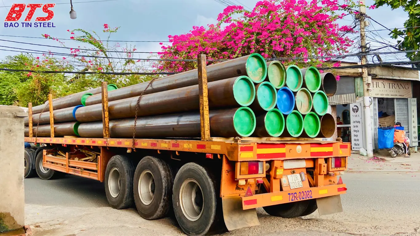 Lô ống thép hàn phi 559 về kho Thép Bảo Tín
