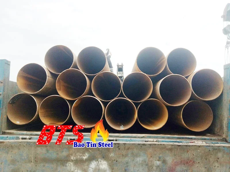 ống thép hàn phi 762