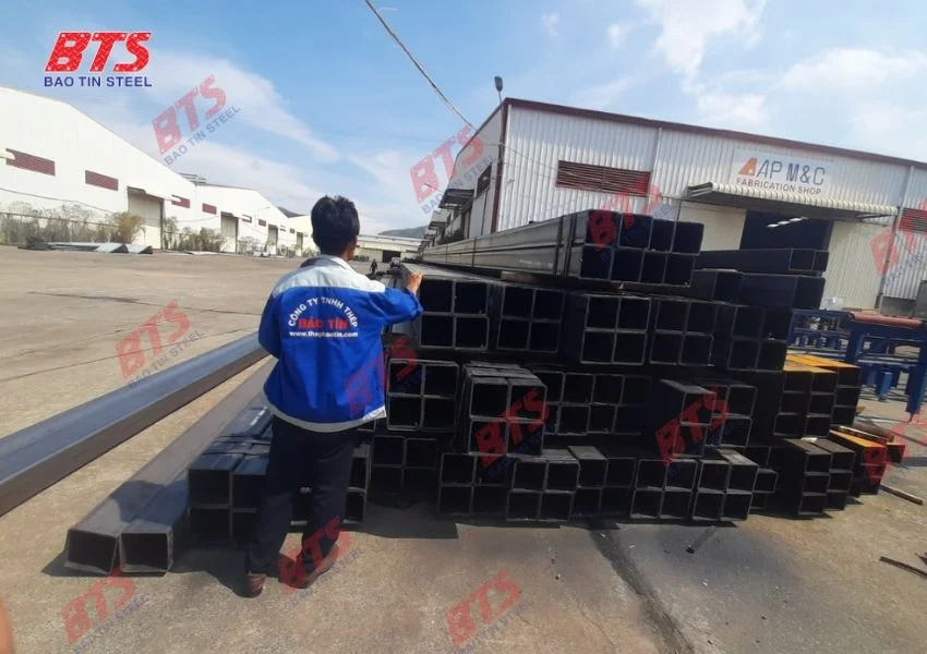Thép hộp vuông đen Thép Bảo Tín 