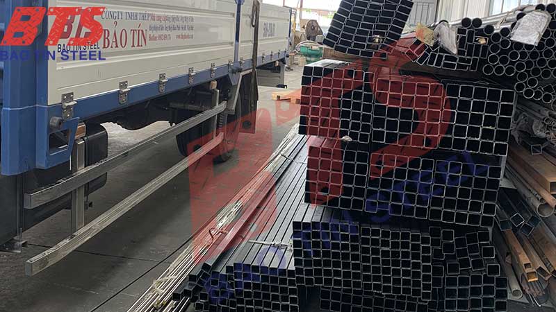 Sắt hộp vuông 40x40 Sắt hộp vuông 40x40