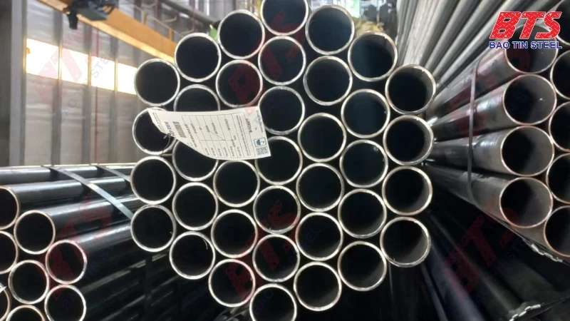 Standard Hoa Phat Black Steel Pipe