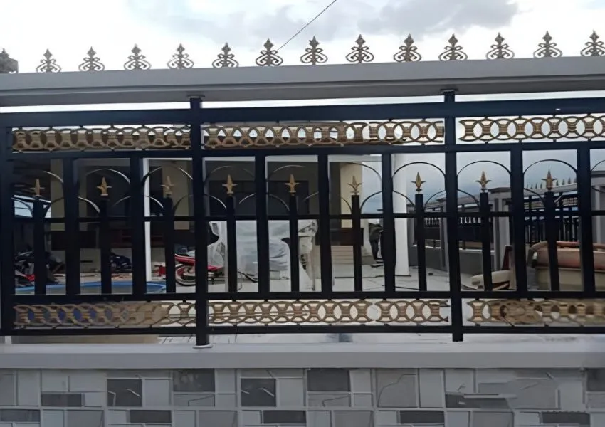 Mẫu hàng rào thép hộp