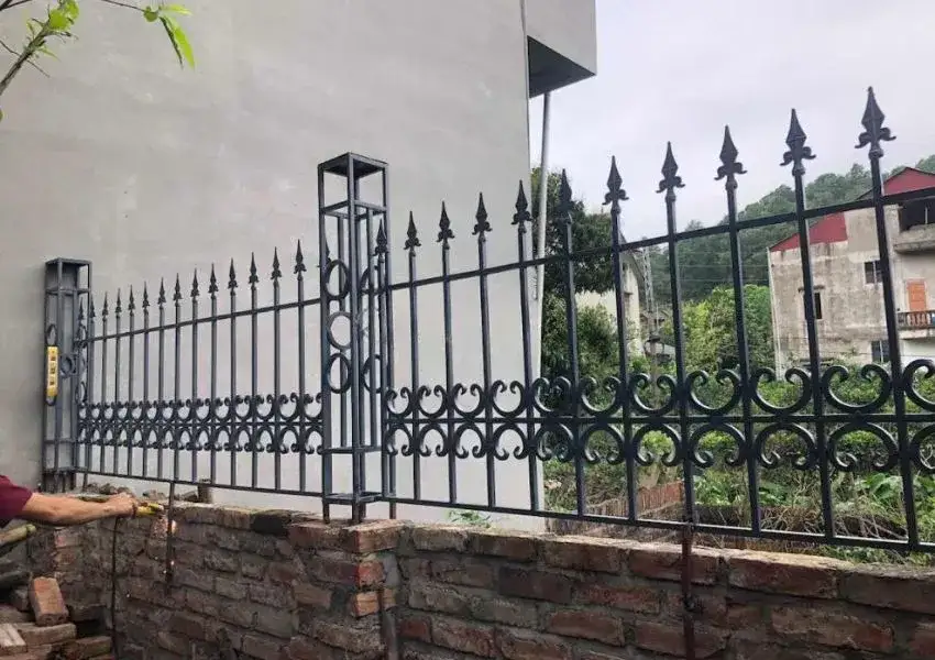 Hàng rào đẹp bằng thép hộp