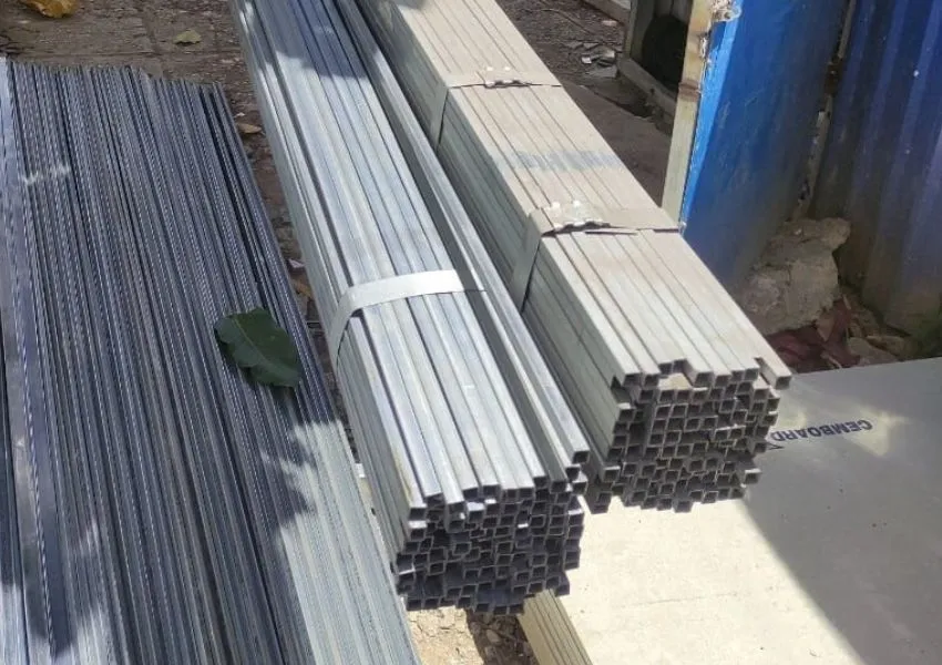 Sắt hộp vuông 14x14