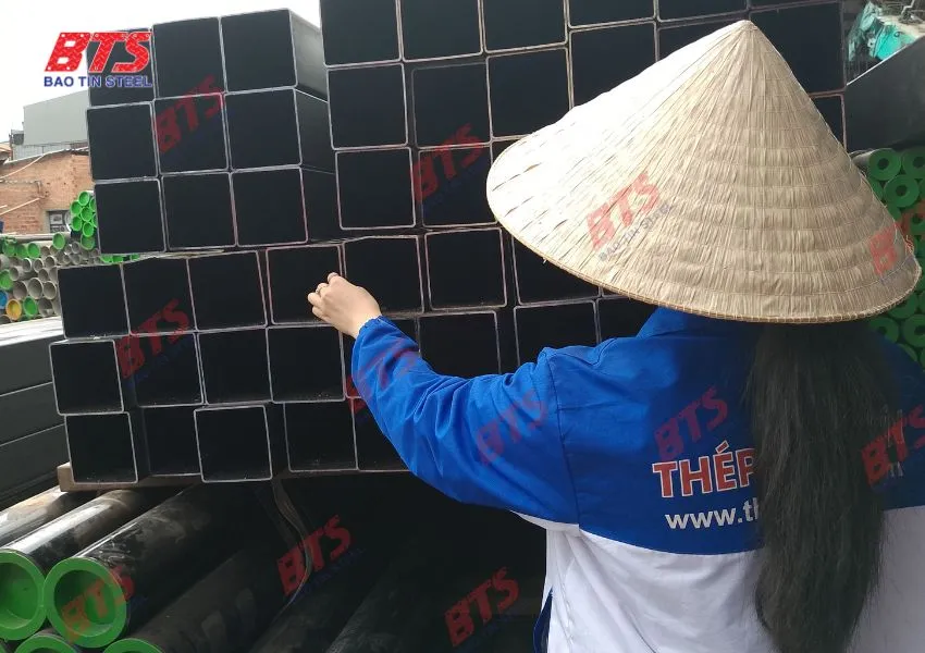 Thép hộp vuông đen 120x120