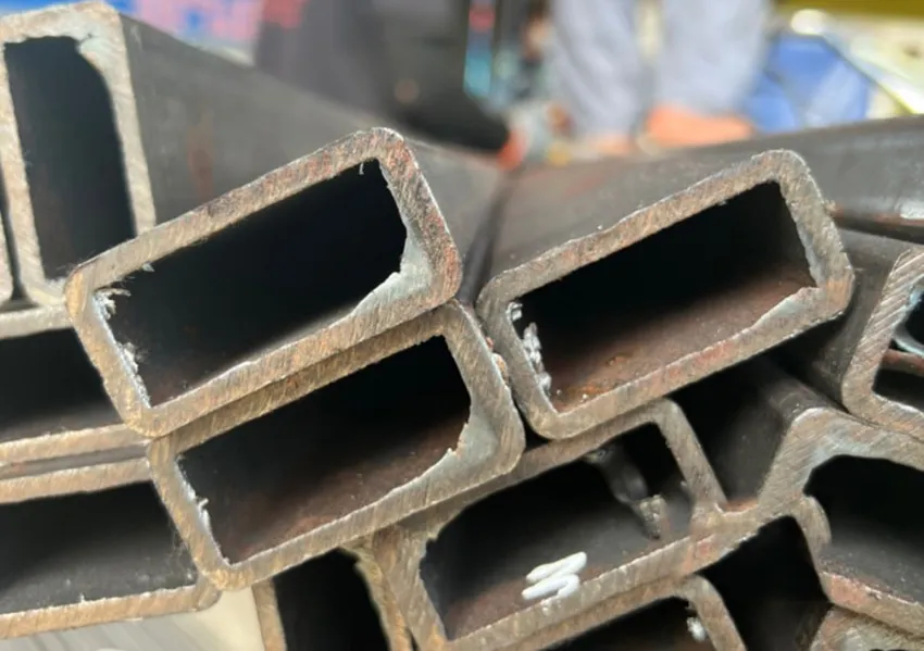 Sắt hộp chữ nhật 13x26