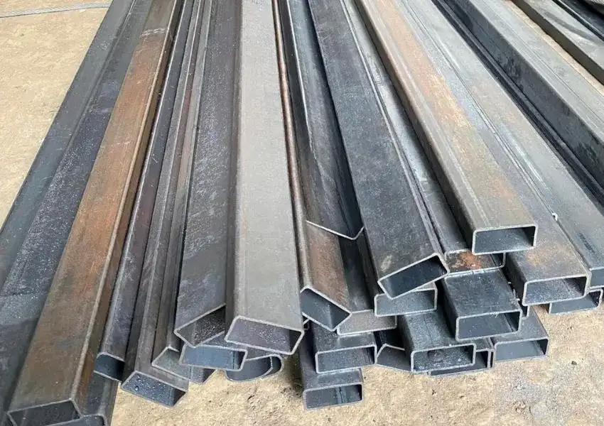Thép hộp chữ nhật 10x20