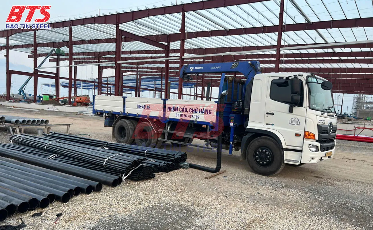 Ống thép cho dự án Trung tâm phân loại đống gói GHN Hưng Yên 