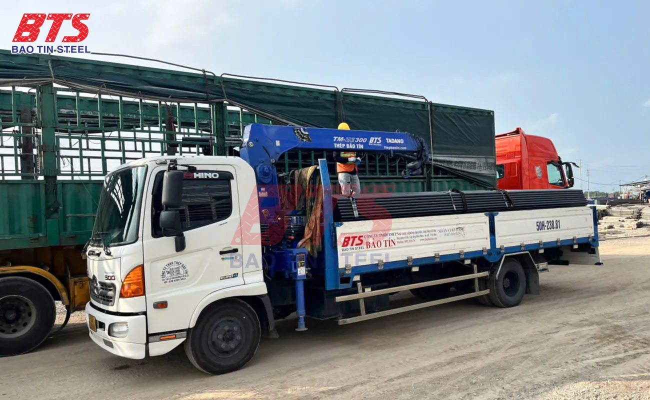 Ống thép cho dự án Trung tâm phân loại đống gói GHN Hưng Yên 