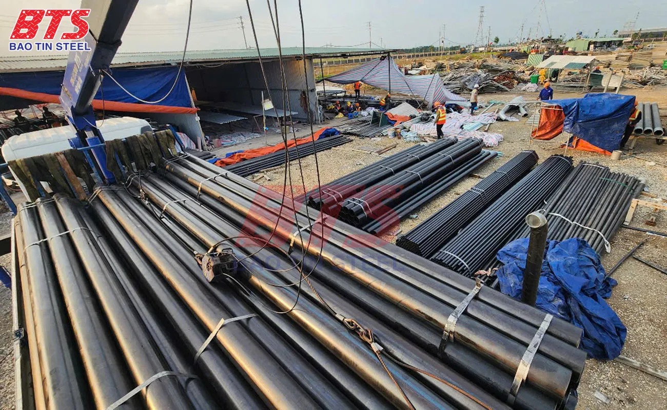Ống thép cho dự án Trung tâm phân loại đống gói GHN Hưng Yên 